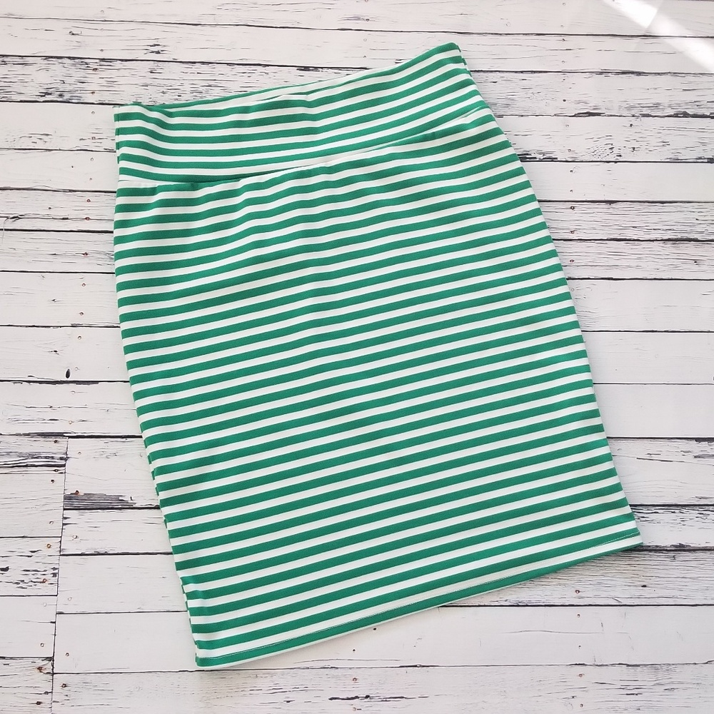 LuLaRoe Cassie skirt